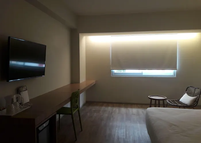 Zuri Express Hotel