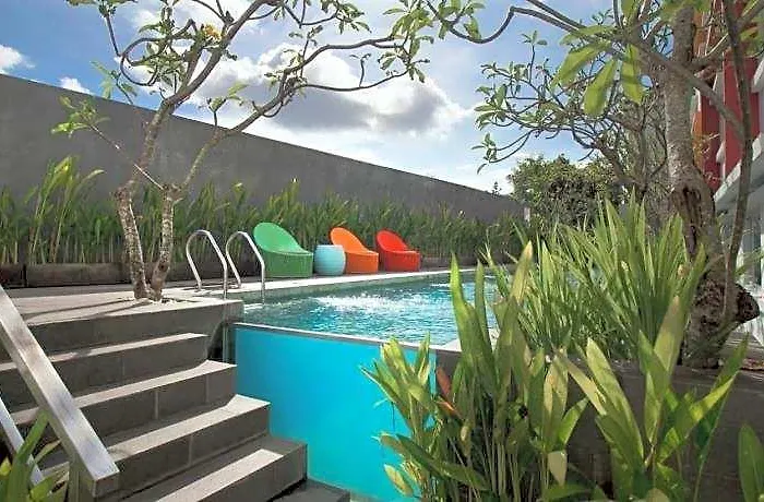 Zuri Express Hotel