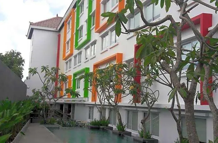 Zuri Express Hotel 3*
